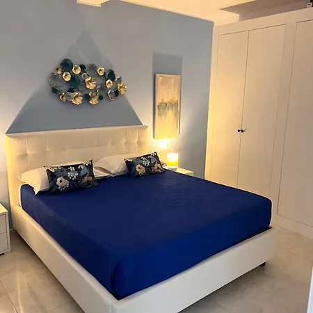 Ira House