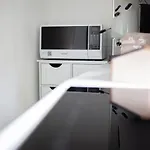 Ira House Apartamento *