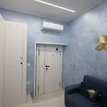 Ira House Nápoles