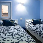 Ira House Apartamento *